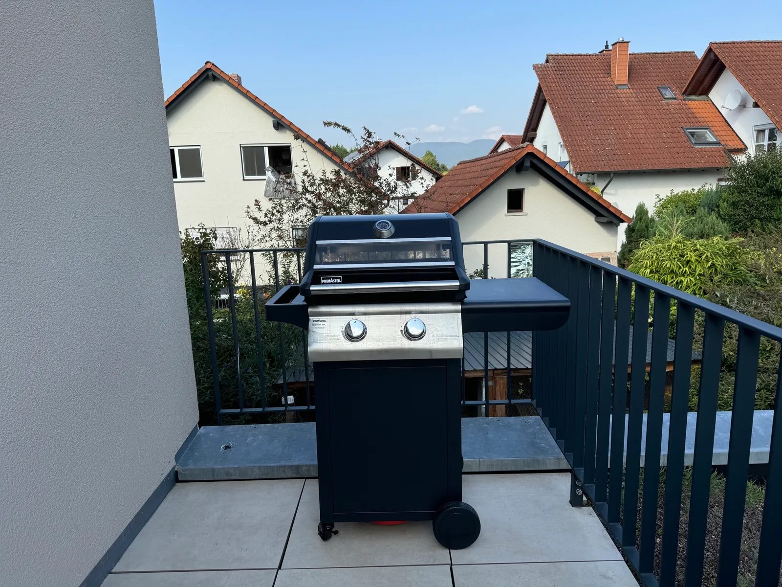Rebenglück – Terrasse mit Grill (Foto 8 von 12)